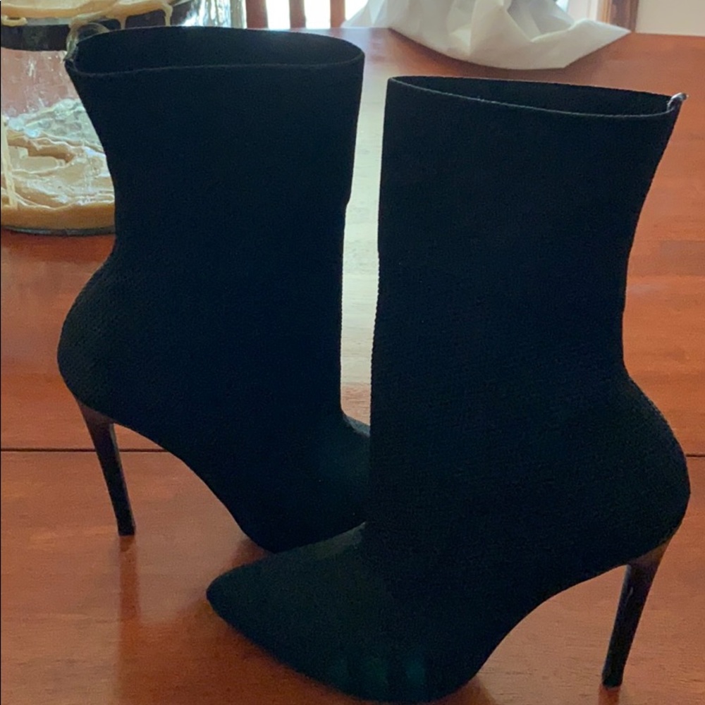 Steve Madden boots purchased at Dillard’s